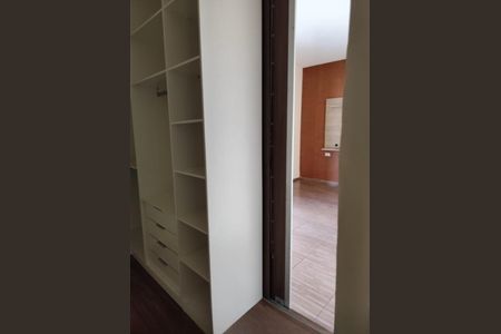 Quarto de casa para alugar com 3 quartos, 100m² em Parque Santo Antônio, Guarulhos