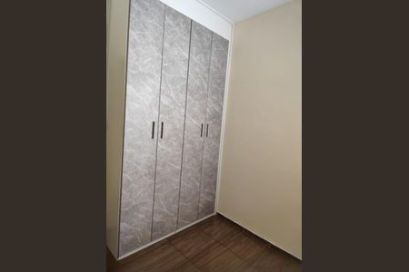 Quarto de casa para alugar com 3 quartos, 100m² em Parque Santo Antônio, Guarulhos