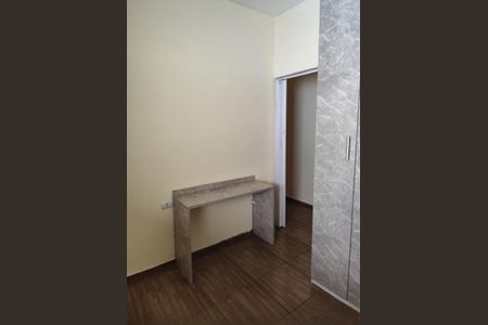 Quarto de casa para alugar com 3 quartos, 100m² em Parque Santo Antônio, Guarulhos