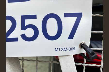 Casa à venda com 110m², 3 quartos e 2 vagas Casa à venda com 110m², 3 quartos e 2 vagasFachada - Plaquinha instalada