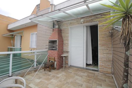 Casa à venda com 110m², 3 quartos e 2 vagas Casa à venda com 110m², 3 quartos e 2 vagasVaranda