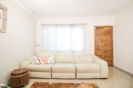 Casa à venda com 110m², 3 quartos e 2 vagas Casa à venda com 110m², 3 quartos e 2 vagasSala