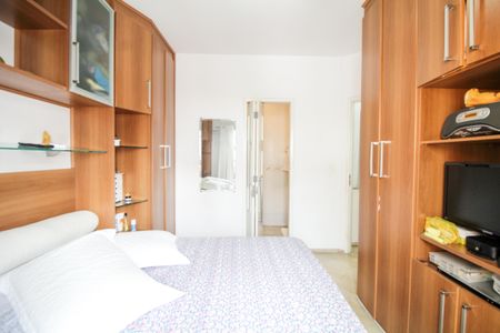 Casa à venda com 110m², 3 quartos e 2 vagas Casa à venda com 110m², 3 quartos e 2 vagasQuarto 1 - Suite