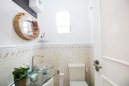 Casa à venda com 110m², 3 quartos e 2 vagas Casa à venda com 110m², 3 quartos e 2 vagasBanheiro 3 - Lavabo