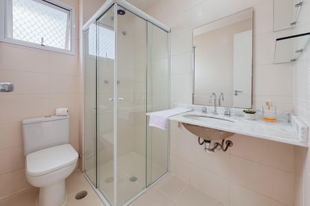 Apartamento à venda com 62m², 2 quartos e 2 vagas Apartamento à venda com 62m², 2 quartos e 2 vagasBanheiro Social