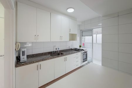 Apartamento à venda com 62m², 2 quartos e 2 vagas Apartamento à venda com 62m², 2 quartos e 2 vagasCozinha
