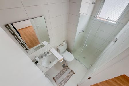 Apartamento à venda com 62m², 2 quartos e 2 vagas Apartamento à venda com 62m², 2 quartos e 2 vagasBanheiro da Suíte