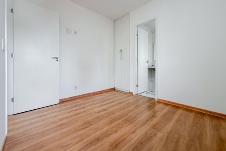 Apartamento à venda com 62m², 2 quartos e 2 vagas Apartamento à venda com 62m², 2 quartos e 2 vagasSuíte