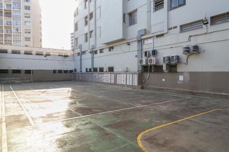 Apartamento para alugar com 132m², 3 quartos e sem vaga Apartamento para alugar com 132m², 3 quartos e sem vagaQuadra Esportiva