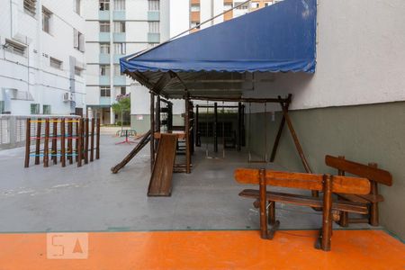 Apartamento para alugar com 132m², 3 quartos e sem vaga Apartamento para alugar com 132m², 3 quartos e sem vagaPlayground