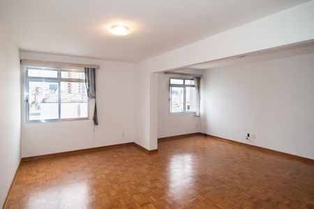 Sala de apartamento para alugar com 3 quartos, 132m² em Bela Vista, São Paulo