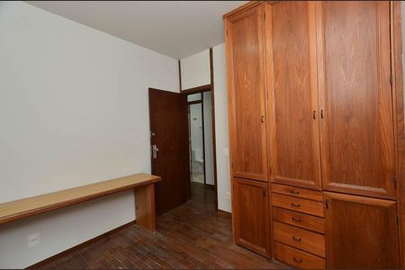 Quarto 1 de apartamento para alugar com 3 quartos, 116m² em Santo Agostinho, Belo Horizonte
