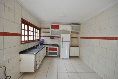 Casa para alugar com 150m², 3 quartos e 1 vagaCozinha