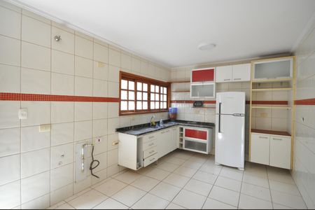 Casa para alugar com 150m², 3 quartos e 1 vagaCozinha