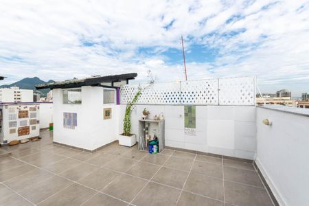 Apartamento para alugar com 124m², 1 quarto e sem vagaTerraço