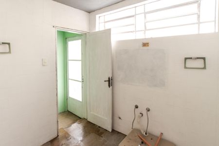 Casa à venda com 80m², 2 quartos e 1 vagaBanheiro