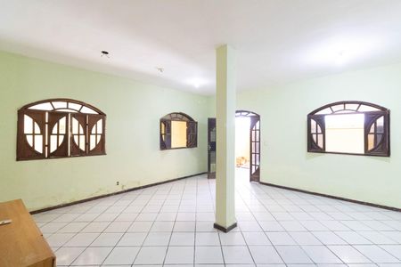 Sala de casa para alugar com 3 quartos, 225m² em Campo Grande, Rio de Janeiro