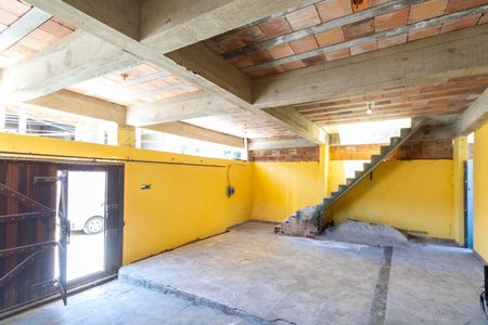 Casa para alugar com 225m², 3 quartos e 1 vaga Casa para alugar com 225m², 3 quartos e 1 vagaÁrea externa