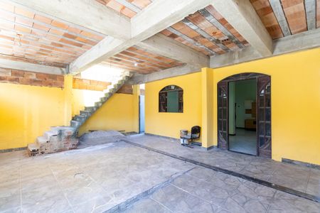 Casa para alugar com 225m², 3 quartos e 1 vaga Casa para alugar com 225m², 3 quartos e 1 vagaÁrea externa