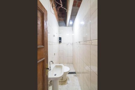 Casa para alugar com 225m², 3 quartos e 1 vaga Casa para alugar com 225m², 3 quartos e 1 vagaBanheiro 1