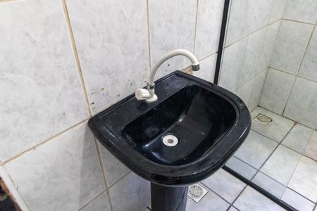 Casa para alugar com 225m², 3 quartos e 1 vaga Casa para alugar com 225m², 3 quartos e 1 vagaBanheiro 2