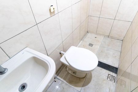 Casa para alugar com 225m², 3 quartos e 1 vaga Casa para alugar com 225m², 3 quartos e 1 vagaBanheiro 1