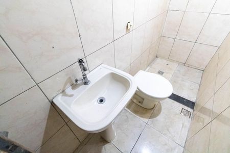 Casa para alugar com 225m², 3 quartos e 1 vaga Casa para alugar com 225m², 3 quartos e 1 vagaBanheiro 1