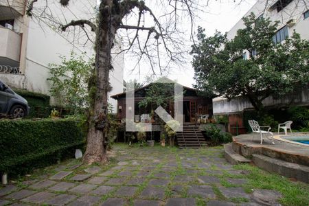 Casa à venda com 200m², 5 quartos e 1 vagaÁrea externa