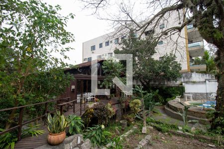 Casa à venda com 200m², 5 quartos e 1 vagaÁrea externa