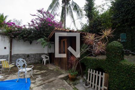 Casa à venda com 200m², 5 quartos e 1 vagaÁrea externa