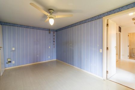 Apartamento à venda com 460m², 4 quartos e 4 vagas Apartamento à venda com 460m², 4 quartos e 4 vagasSuíte 4