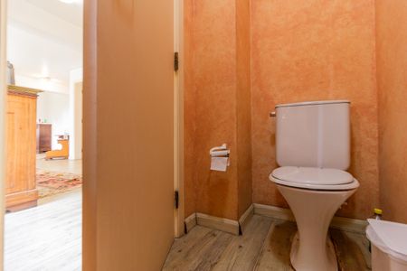 Apartamento à venda com 460m², 4 quartos e 4 vagas Apartamento à venda com 460m², 4 quartos e 4 vagasLavabo