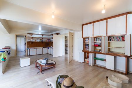 Apartamento à venda com 460m², 4 quartos e 4 vagas Apartamento à venda com 460m², 4 quartos e 4 vagasAtelie