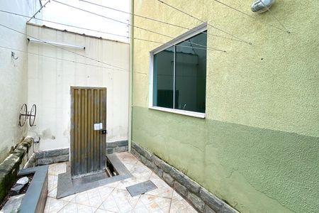 Casa à venda com 176m², 4 quartos e 2 vagasÁrea de Serviço