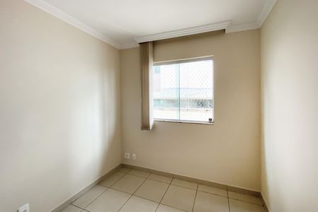 Casa à venda com 176m², 4 quartos e 2 vagasQuarto 3