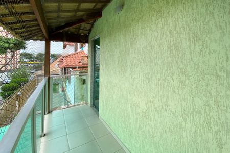 Casa à venda com 176m², 4 quartos e 2 vagasVaranda do Quarto 4