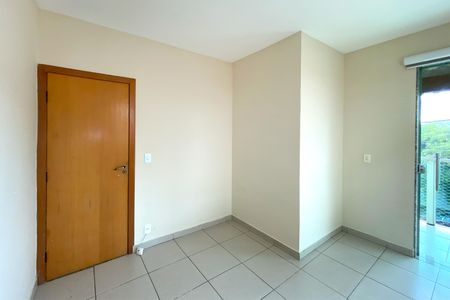 Casa à venda com 176m², 4 quartos e 2 vagasQuarto 4