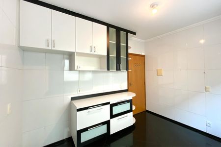 Casa à venda com 176m², 4 quartos e 2 vagasCozinha