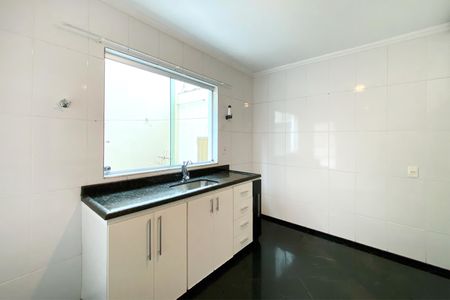 Casa à venda com 176m², 4 quartos e 2 vagasCozinha