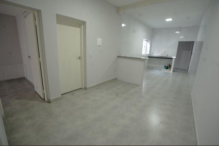 Casa para alugar com 2 quartos, 74m² em Setor Coimbra, Goiânia