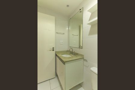 Apartamento à venda com 62m², 2 quartos e 1 vaga Apartamento à venda com 62m², 2 quartos e 1 vagaBanheiro da Suíte
