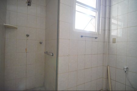 Apartamento à venda com 83m², 2 quartos e sem vagaBanheiro