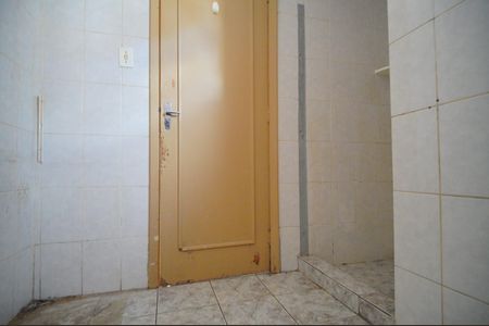 Apartamento à venda com 83m², 2 quartos e sem vagaBanheiro