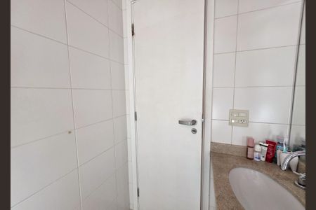 Apartamento à venda com 130m², 3 quartos e 3 vagasBanheiro da Suíte 3