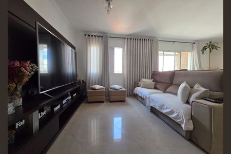 Apartamento à venda com 130m², 3 quartos e 3 vagasSala