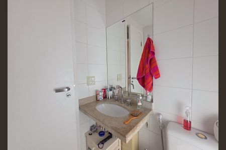 Apartamento à venda com 130m², 3 quartos e 3 vagasBanheiro da Suíte 3