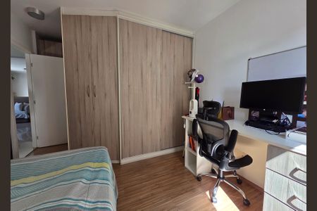 Apartamento à venda com 130m², 3 quartos e 3 vagasSuíte 2