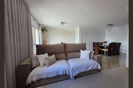 Apartamento à venda com 130m², 3 quartos e 3 vagasSala