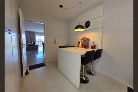 Apartamento à venda com 130m², 3 quartos e 3 vagasCozinha