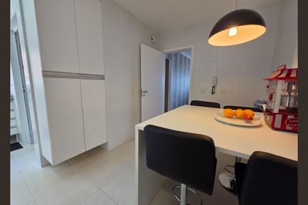 Apartamento à venda com 130m², 3 quartos e 3 vagasCozinha